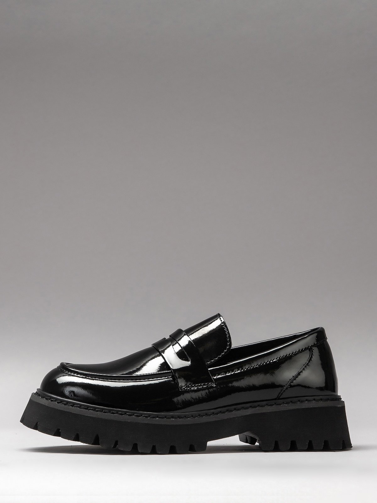 Women's leather shoes-0