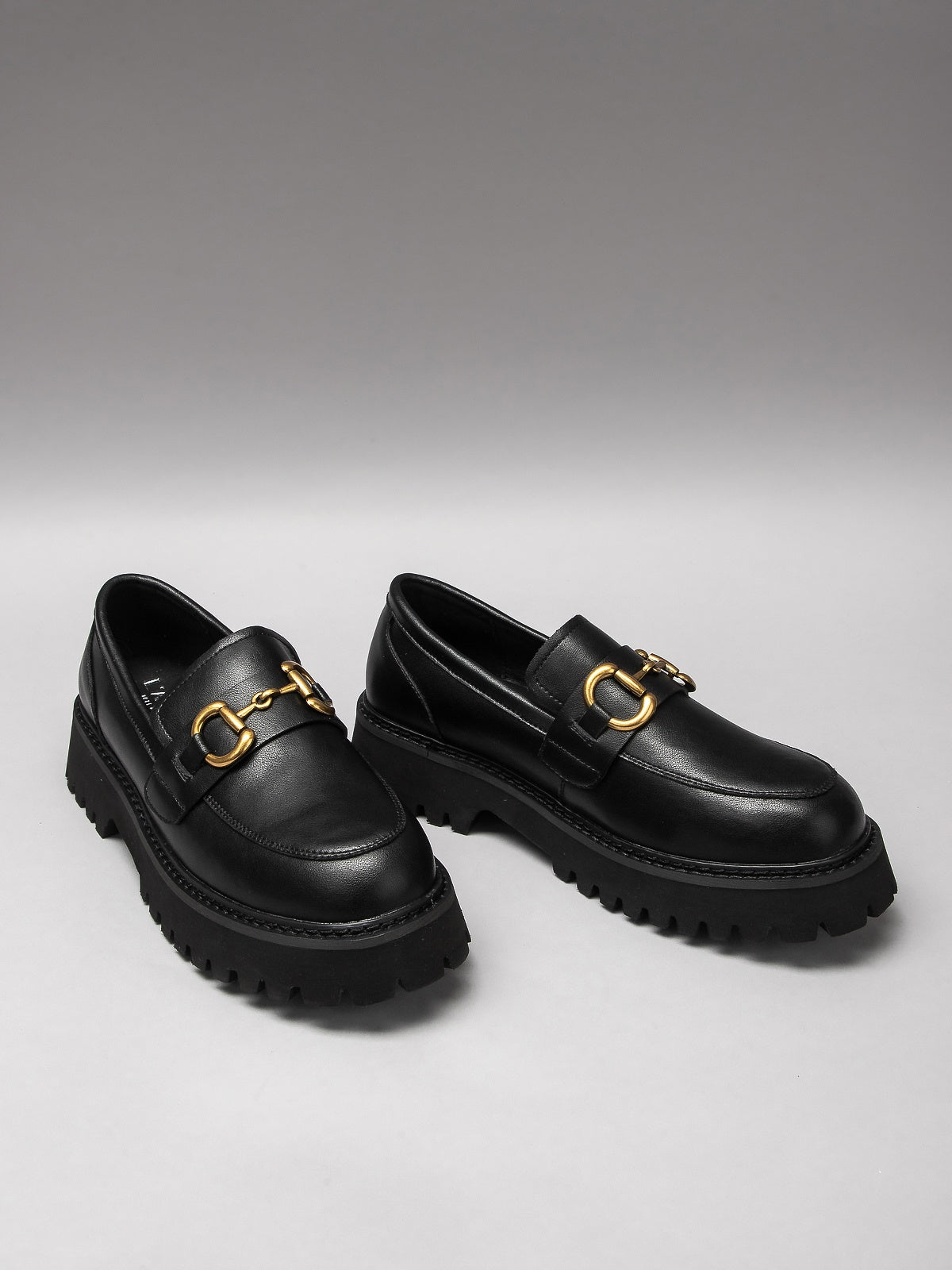 Women's leather shoes-1