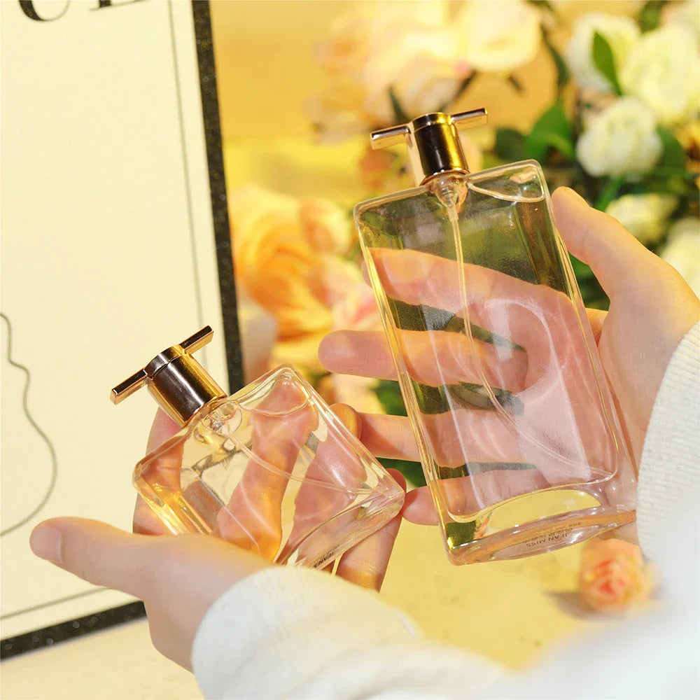 Heißer Verkauf 50 ml Eau De Parfum Spray Süße Frucht Blumennotizen Langlebiges Energetisches Romantisches Idol-Parfüm für Frauen