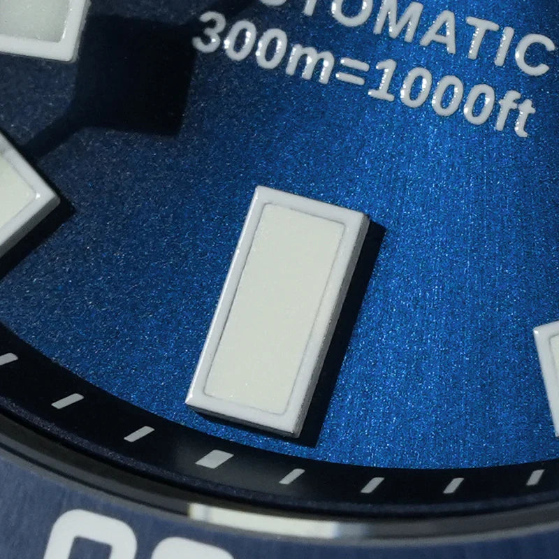 San Martin SN0121TW Titanium Dive Watch NH35 Automatic Movement Sapphire Luminous 300m Waterproof Watches Sunray Dial Wristwatch