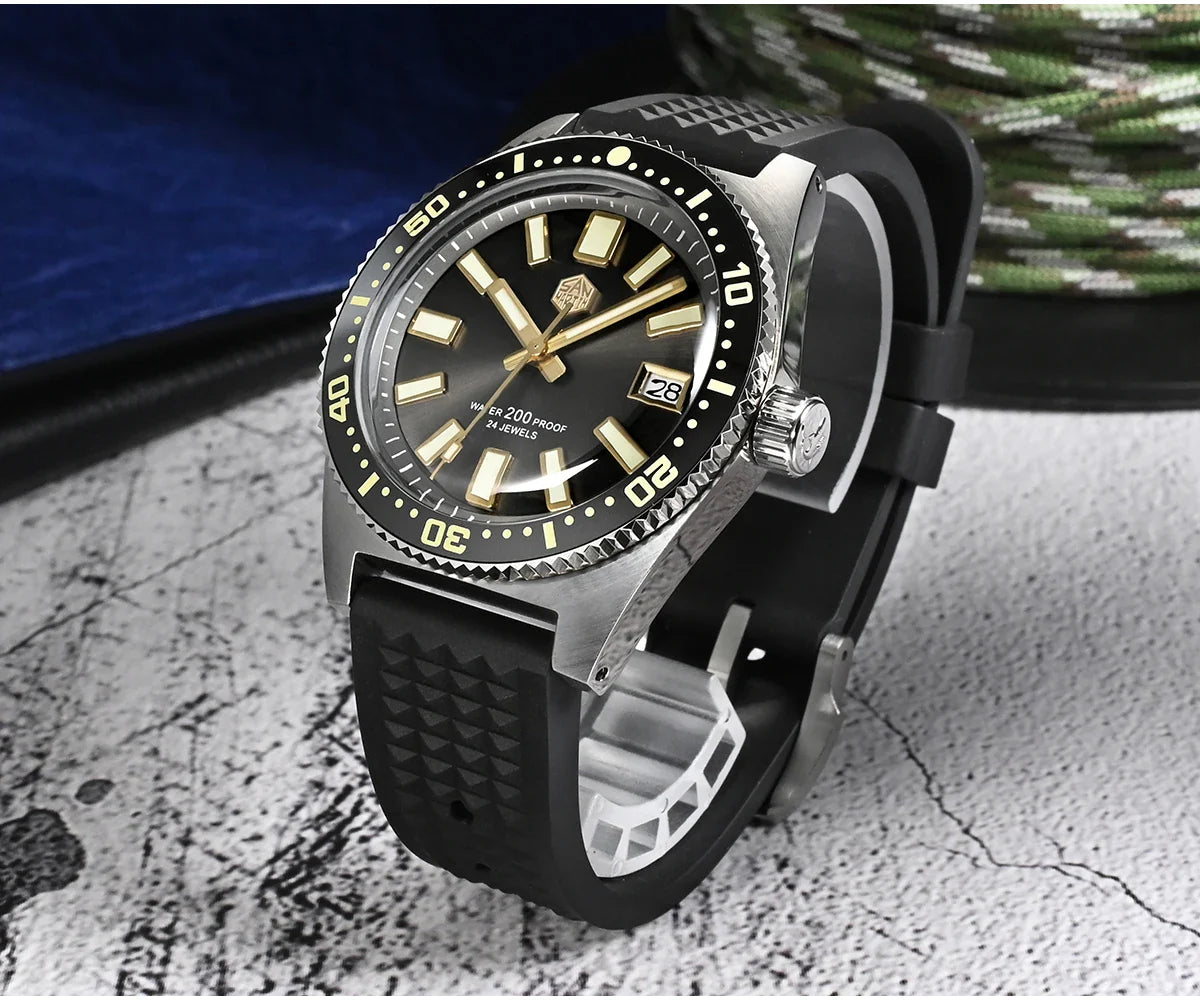 San Martin 40mm 62mas V3 Diver Watch For Men Kanagawa Surfing Dial NH35 Automatic Mechanical 20Bar Full Luminous Rubber Strap