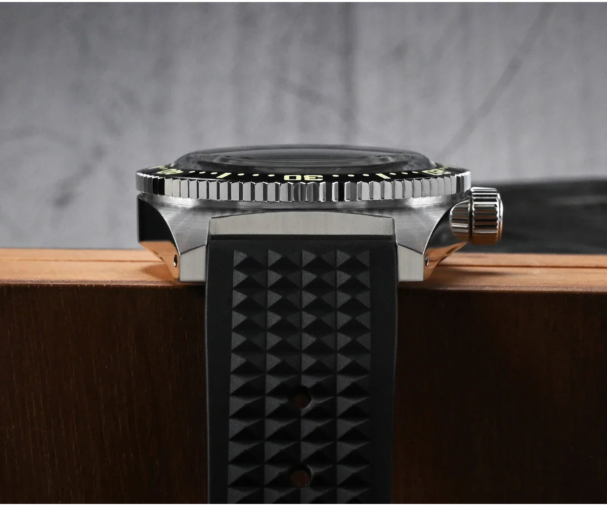 San Martin 40mm 62mas V3 Diver Watch For Men Kanagawa Surfing Dial NH35 Automatic Mechanical 20Bar Full Luminous Rubber Strap