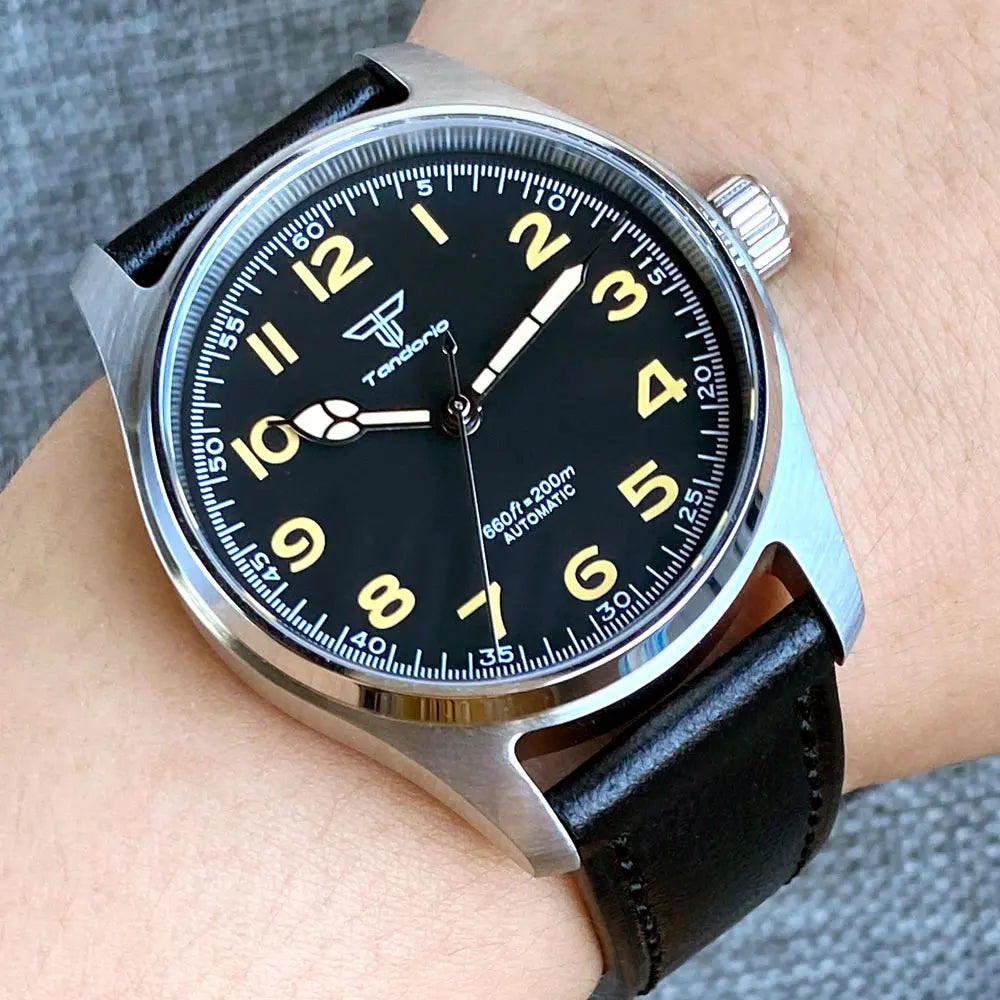 Tandorio 39 mm schwarzes Zifferblatt, Saphirglas, 20 ATM, Tauchen, NH35A PT5000, automatische Pilotenuhr, gebürstet, Herrenuhr, Lederarmband