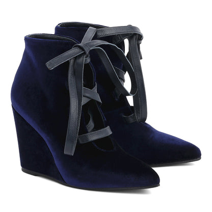 The Wedge Collection Nr. 2