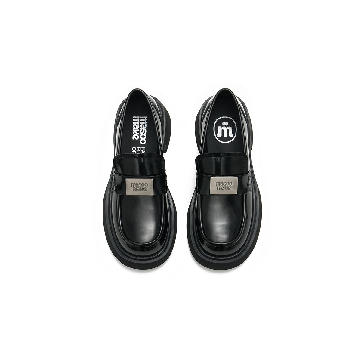 Glanzende leren loafers in Britse stijl