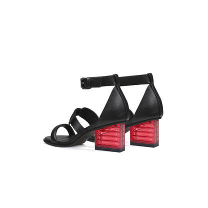 Leren wikkelbandsandalen met glazen hakken