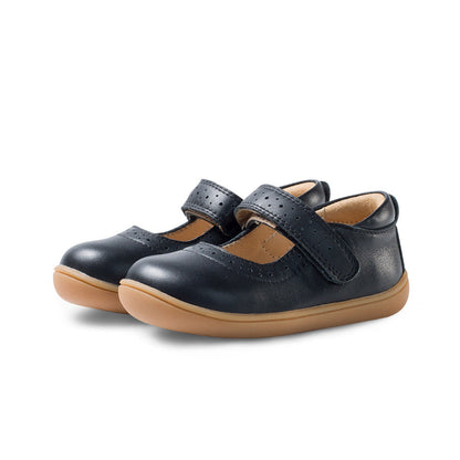 Mary Jane-schoenen met stippen en cut-outs