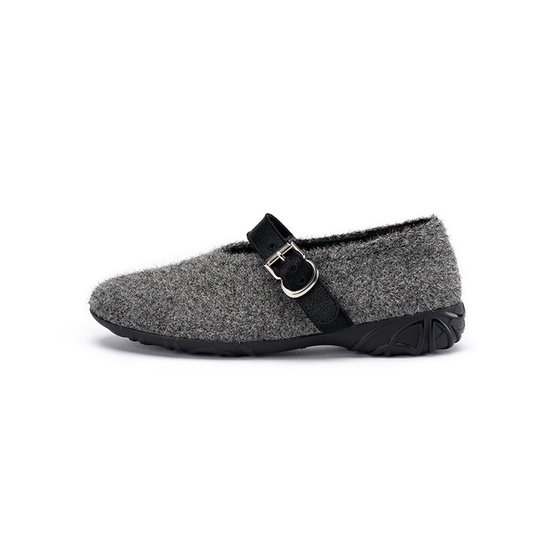 Ondersteunende zachte pluizige loafers met ronde neus