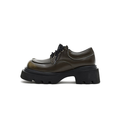 Veelzijdige robuuste leren schoenen met ronde neus