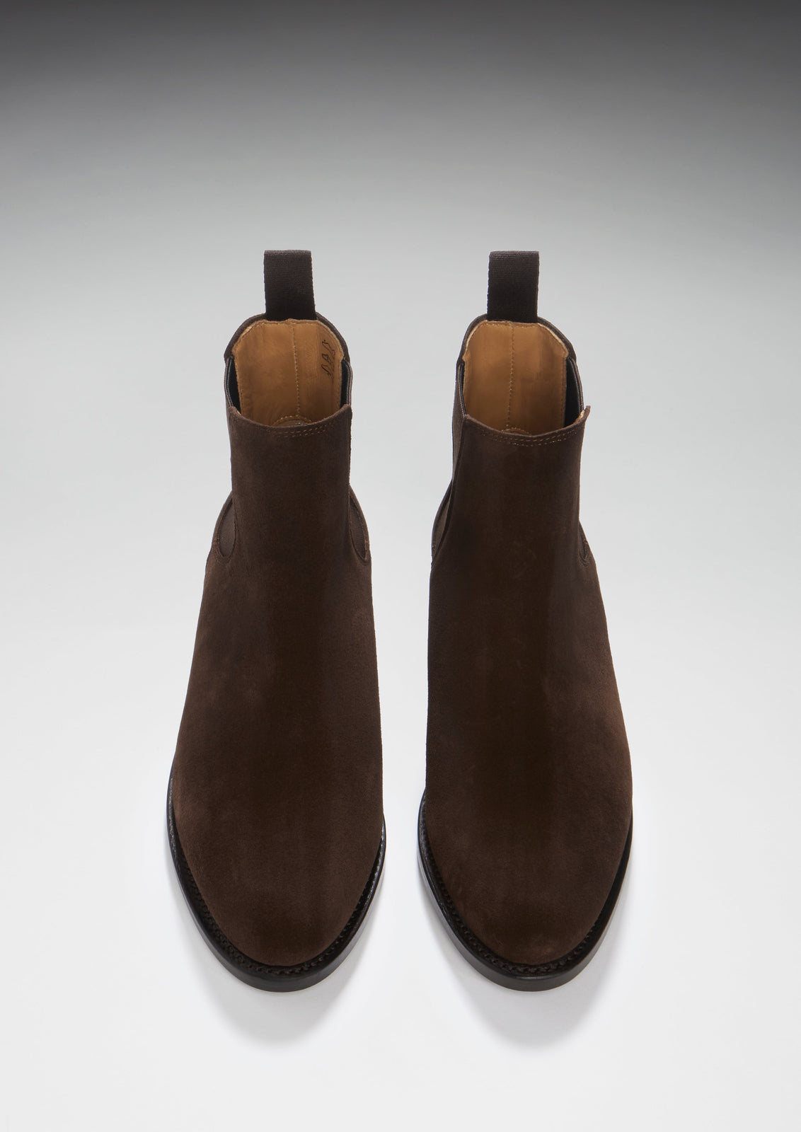 Damesbruine suède Chelsea boots, doorgenaaide leren zool