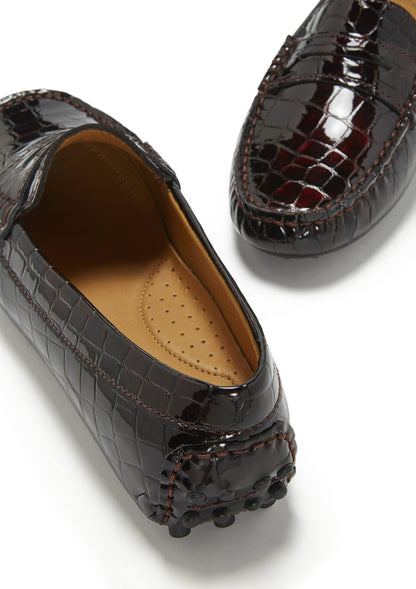 Dames Penny instappers, bruin krokodillenprint lakleer